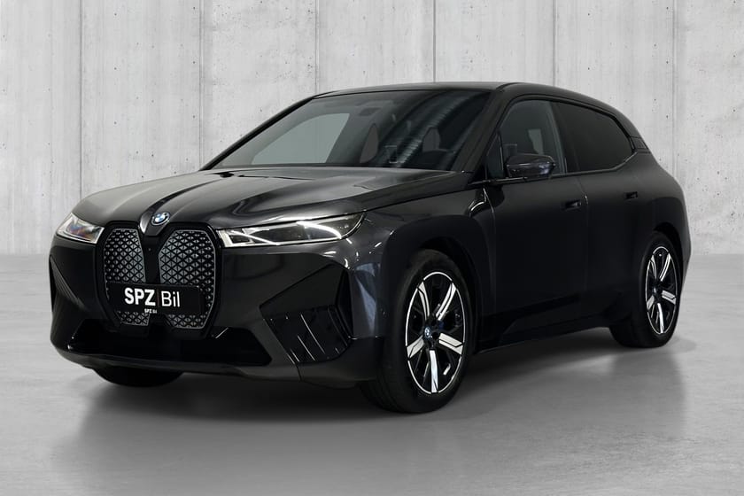 Bilde 1 av BMW iX xDrive40 FullyCharged | BSI | H&amp;K | Sportspakke | Norsk