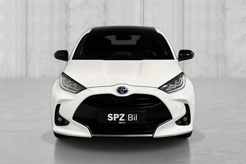 Bilde 3 av Toyota Yaris Hybrid | STYLE | 1 EIER | PANO | KAMERA | SPORTSSETER | ACC |