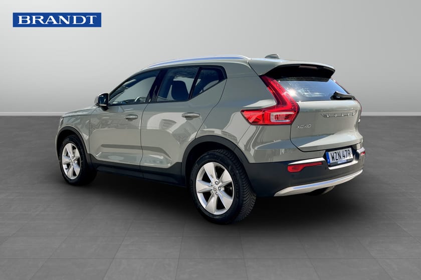 Bild 2 av Volvo XC40 B4 FWD Bensin Core