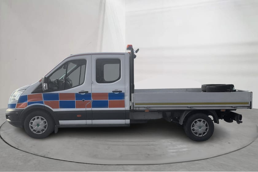 Bild 2 av Ford Transit 350 Chassi Dubbelhytt 2.0 TDCi 2WD (170hk) Värmare