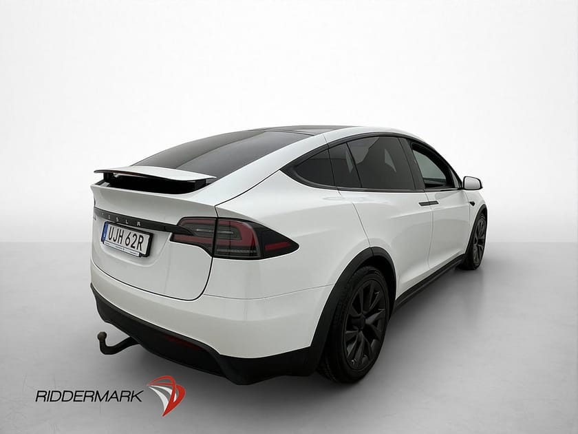 Bild 5 av Tesla Model X Dragkrok Yoke-Ratt MOMS Svensksåld