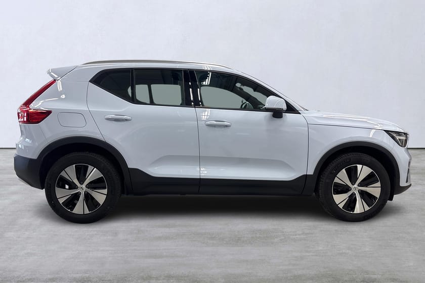 Bild 3 av Volvo XC40 B4 FWD Bensin Core