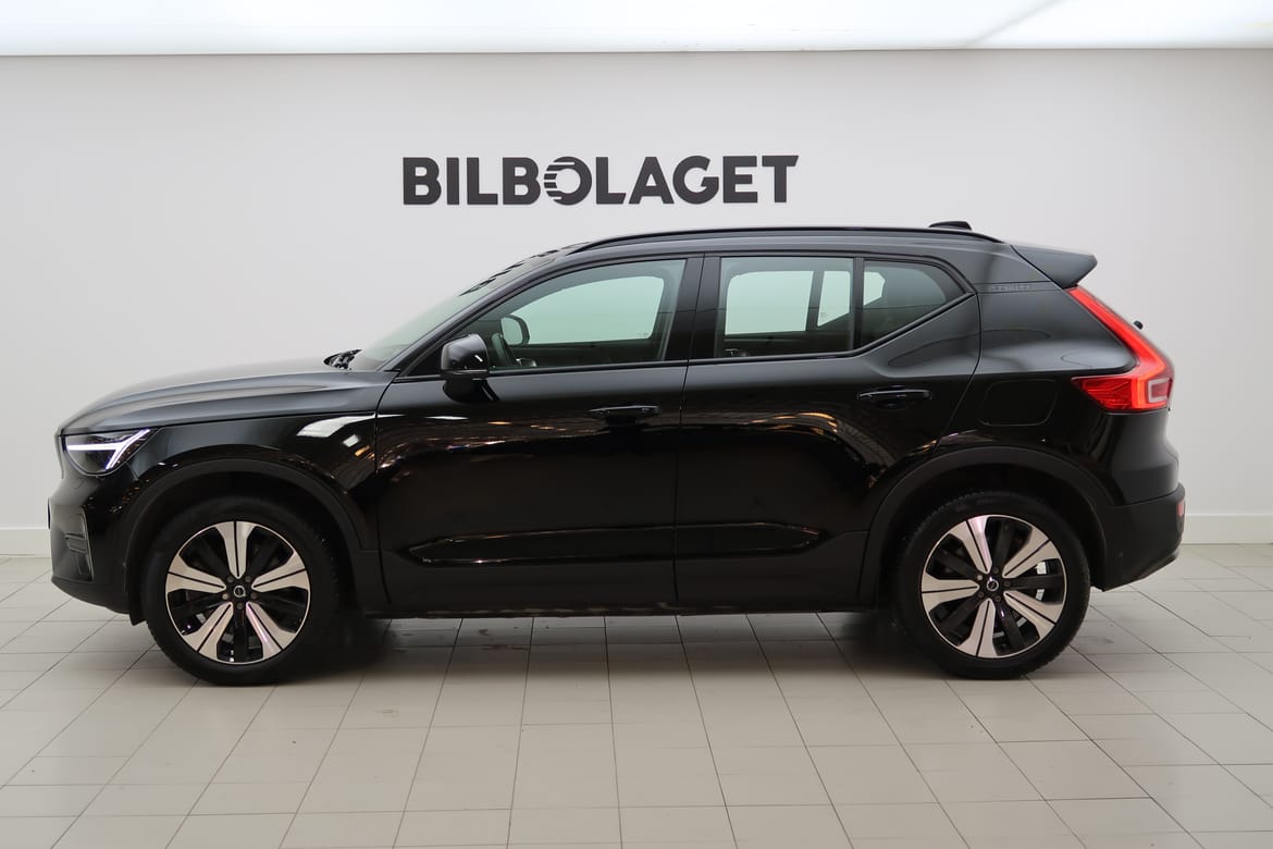 Volvo XC40 2023 - miniatyr 2