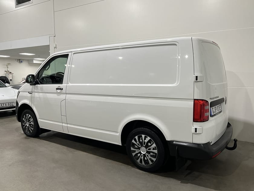 Bild 2 av Volkswagen Transporter T30 2.0 TDI Moms Värmare Drag 102hk