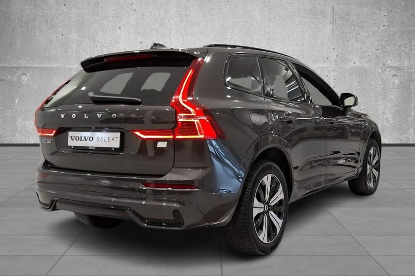 Bilde 5 av Volvo XC60 Recharge T6 Plus Dark, 360, Krok, ++
