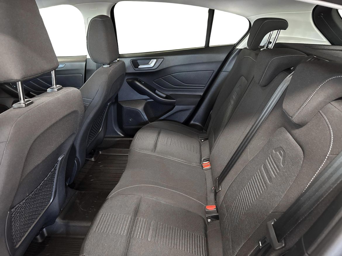 Ford Focus 2022 - miniatyr 7