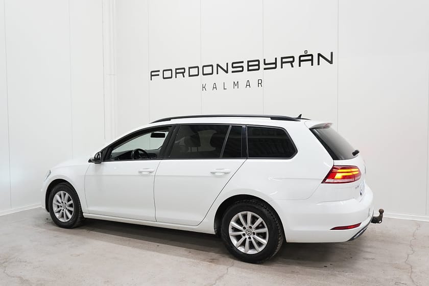 Bild 5 av Volkswagen Golf Sportscombi 1.6 TDI D-värm B-kamera Carplay Dragkrok