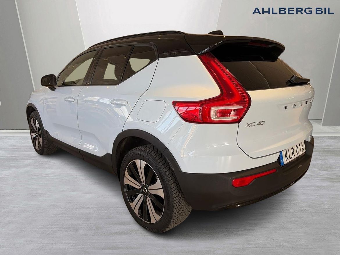 Volvo XC40 2024 - miniatyr 3