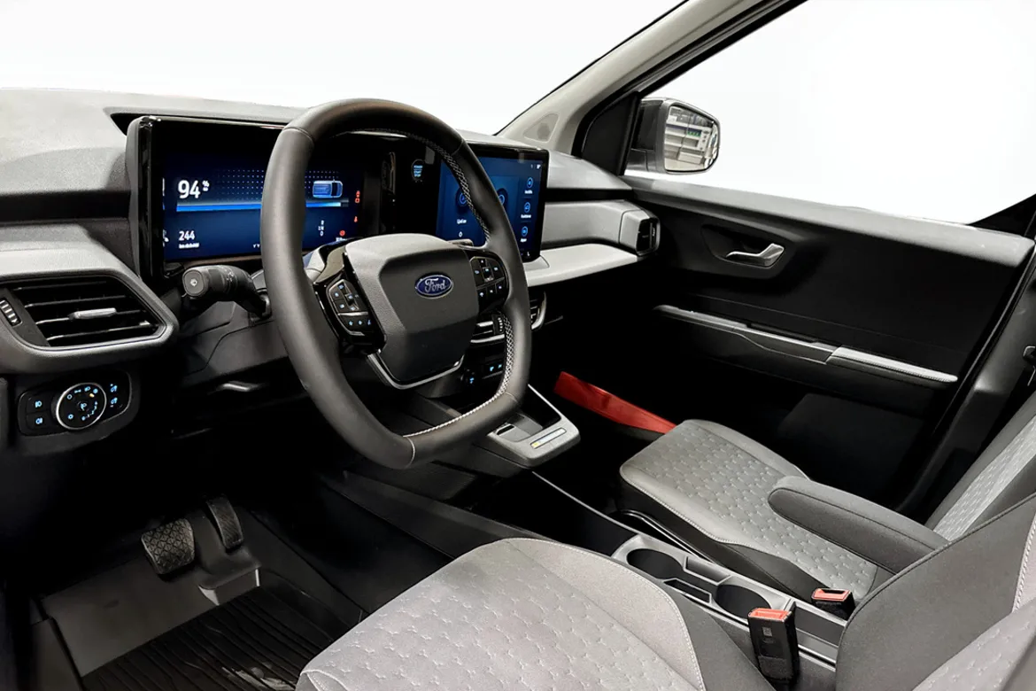 Ford E-Transit Courier