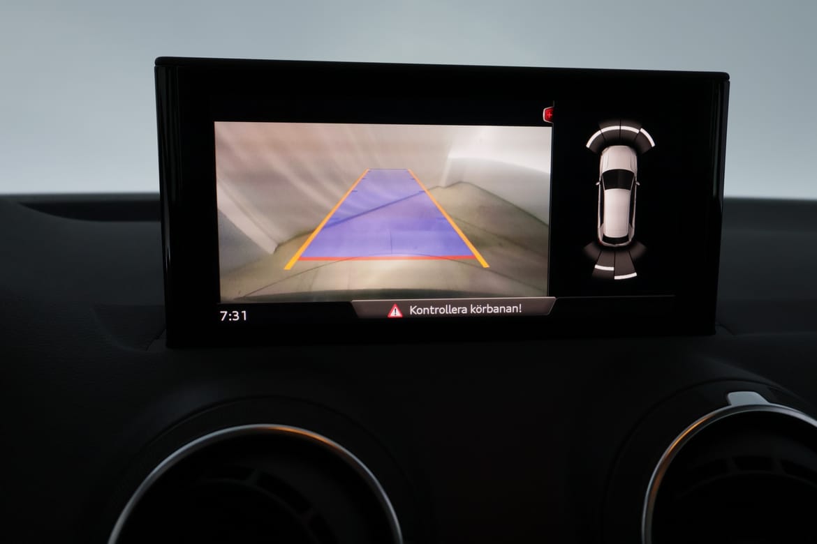 Audi Q2 2023 - miniatyr 14