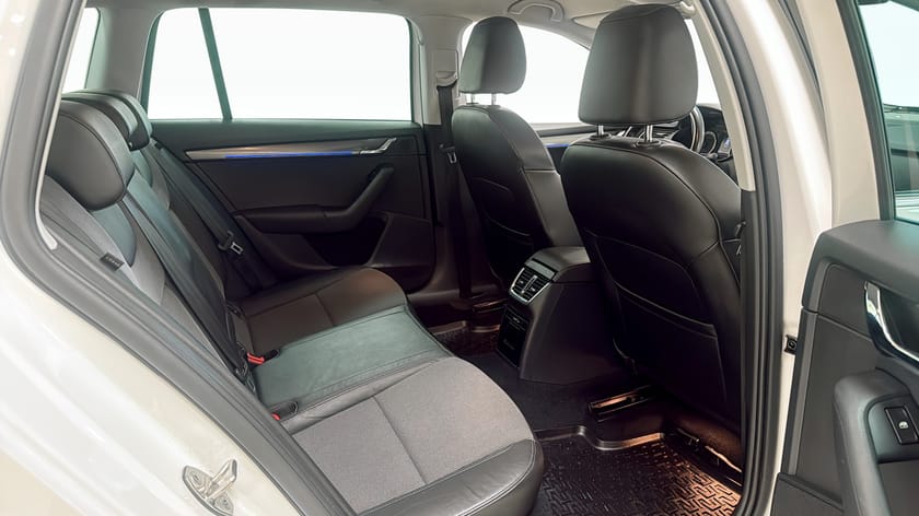 Bild 5 av Škoda Octavia Kombi 2.0, 150hk, DSG, Style, *DRAG*
