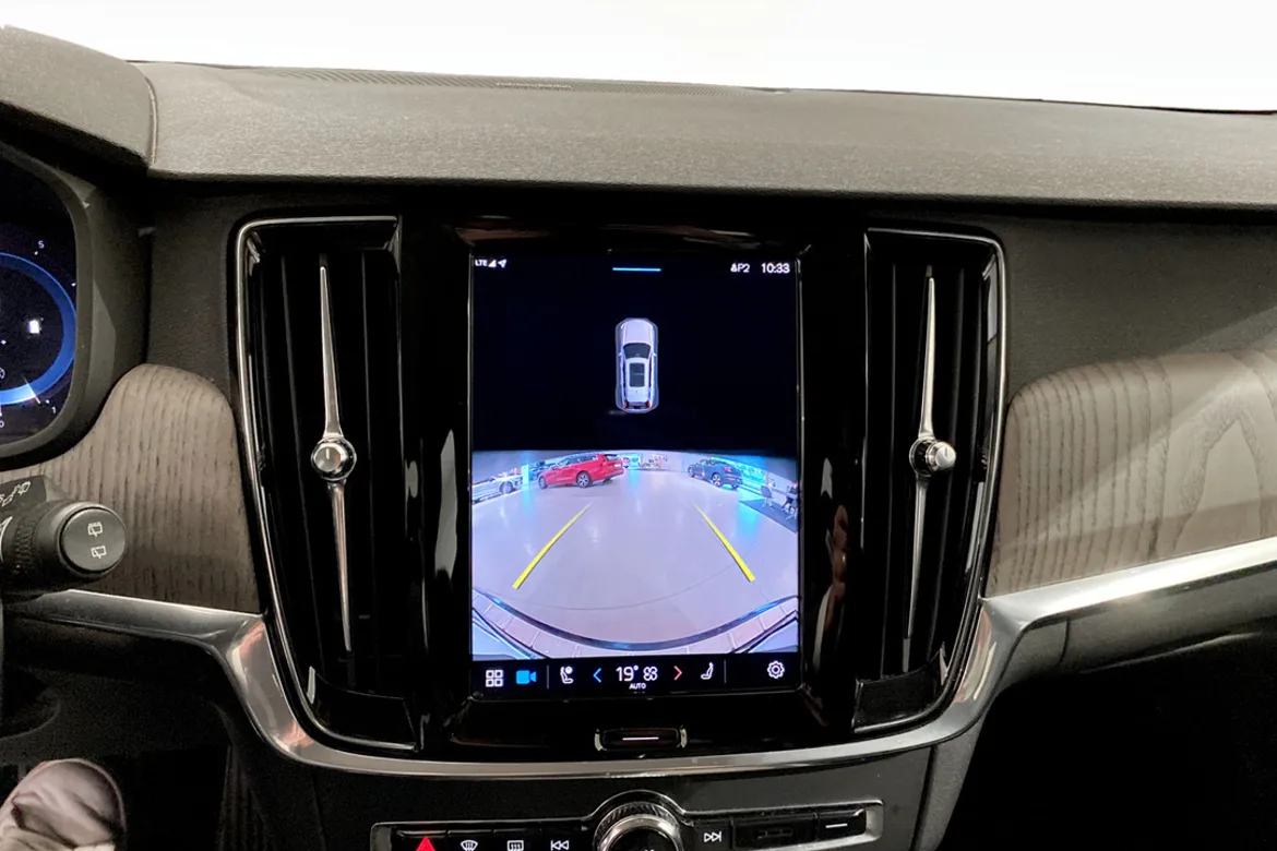 Volvo V90 Cross Country