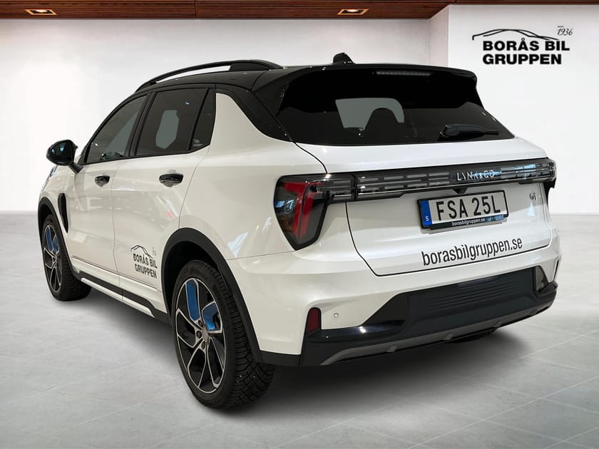 Bild 2 av Lynk & Co 01 PHEV More - Demo