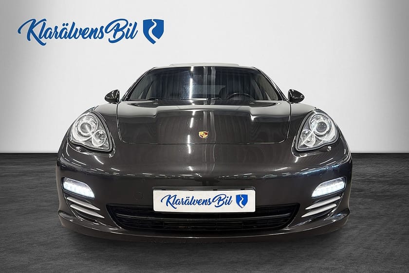 Bild 3 av Porsche Panamera 4 PDK Luftfjädring Taklucka Bose Navi Blåtand (300hk)
