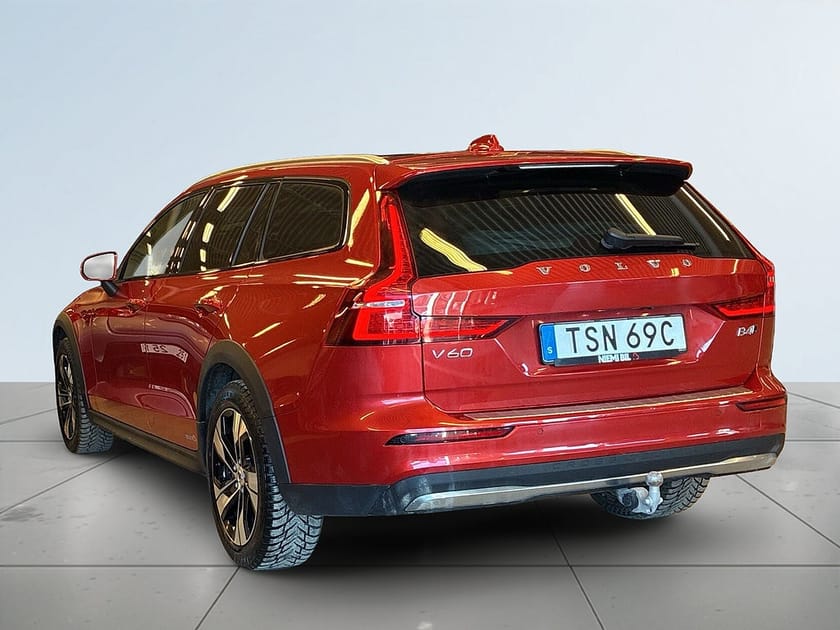 Bild 5 av Volvo V60 Cross Country B4 AWD Inscription/Drag/MoK-värm/Kamera/Rattvärme/SoV