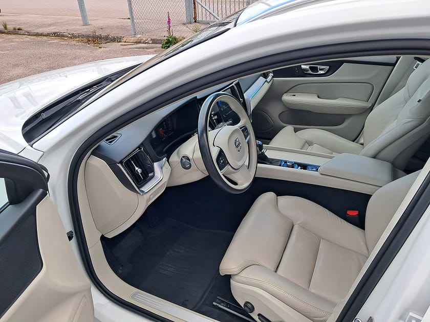 Bild 2 av Volvo V60 D3 150HK Advanced Läder