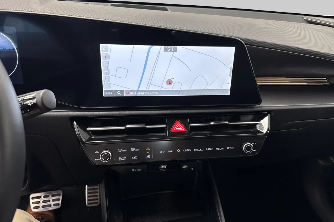 picture of a car