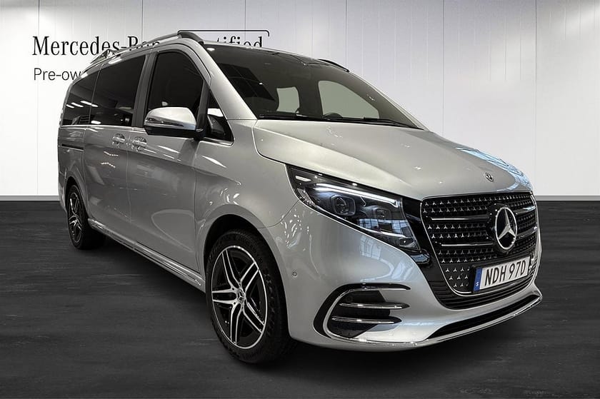 Bild 2 av Mercedes-Benz V 300d 4MATIC 3.2t 9G-Tronic AMG Avantgarde