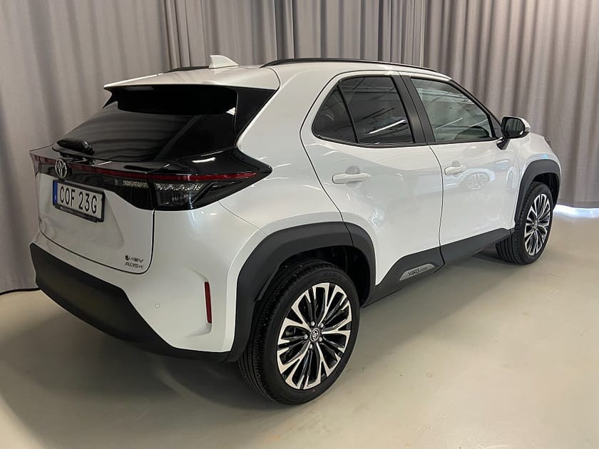 Bild 5 av Toyota Yaris Cross Hybrid 130 AWD-i 130hk e-CVT Style B-Kamera