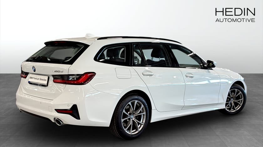 Bild 2 av BMW 320d xDrive Touring Sport Line Dragkrok Parkeringsvärme Rattvärme