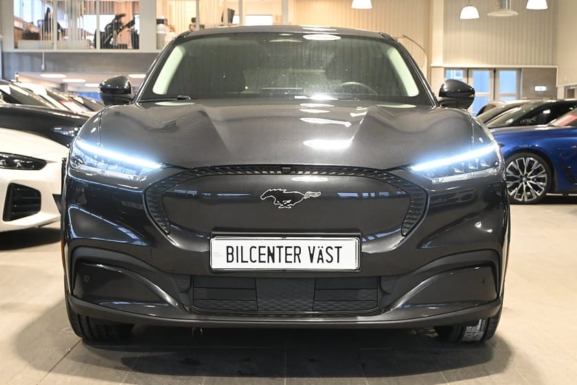 Bild 5 av Ford Mustang Mach-E Standard Range Drag Läder B&O Teknikpaket