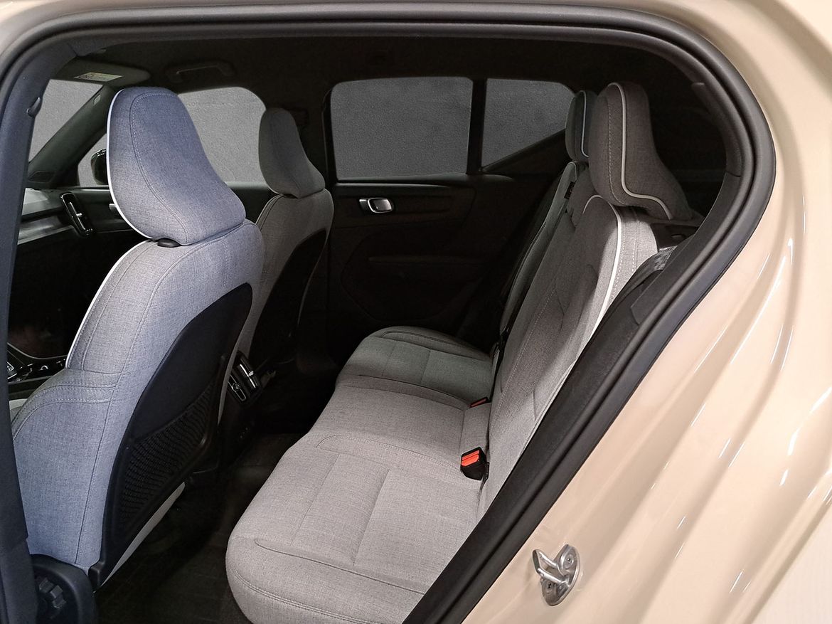 Volvo EX40 2025 - miniatyr 6