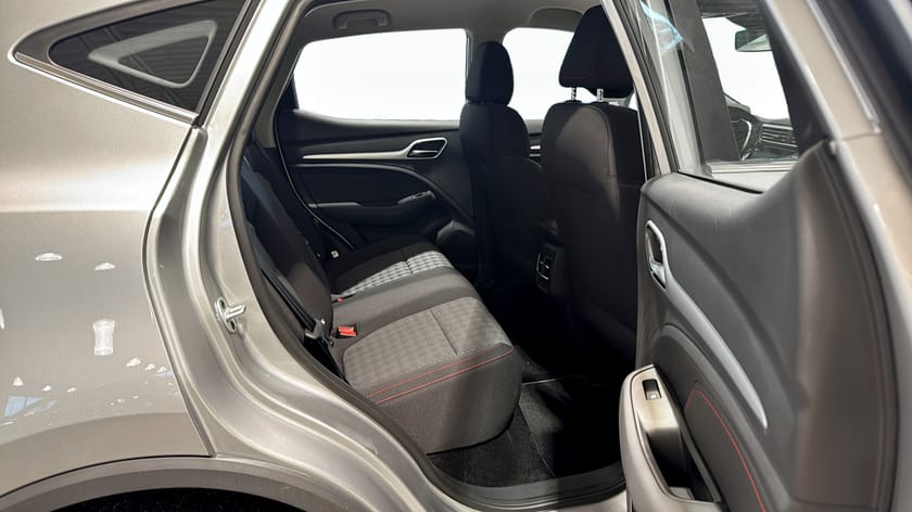 Bild 4 av MG ZS EV Long Range COMFORT 70 KWH DEMO - Få 15 000 kr att ladda för!