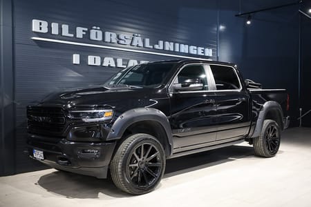 RAM 1500 Crew Cab Dodge Limited Night 5.7 V8 Hemi 395hk Flaklock/SoV-hjul