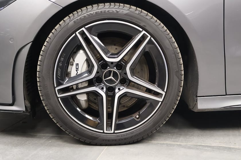 Bild 5 av Mercedes-Benz AMG CLA 35 4MATIC Shooting Brake Premium Plus Burmester