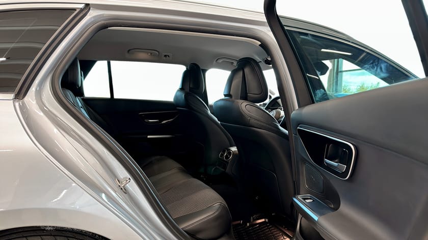 Bild 5 av Mercedes-Benz C 300 T e (313hk) AVANTGARDE / DISTRONIC / DRAG