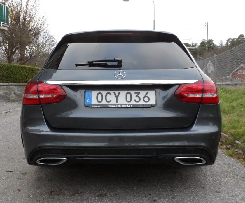 Bild 4 av Mercedes-Benz C 220 T d AMG-Night Burmester Dragkrok 170hk
