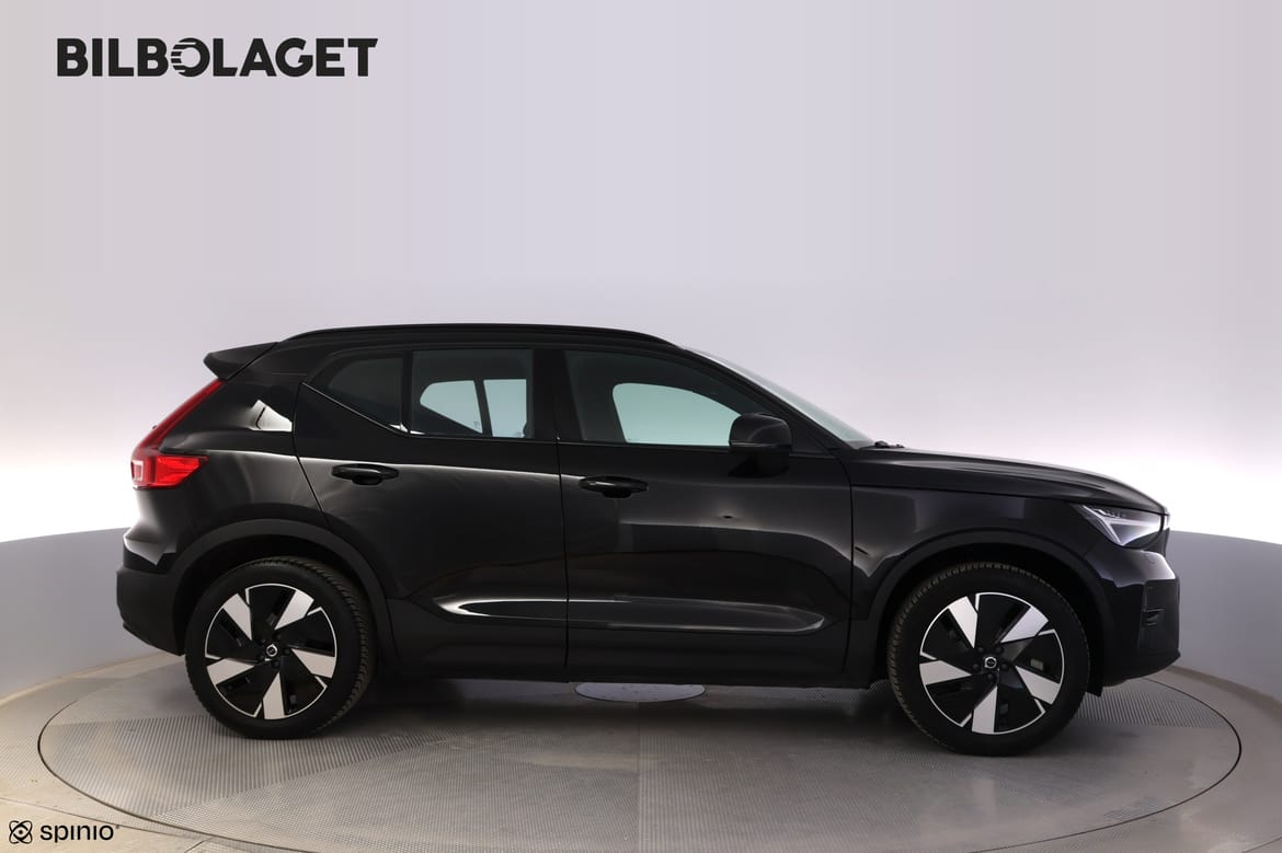 Volvo XC40 2024 - miniatyr 2