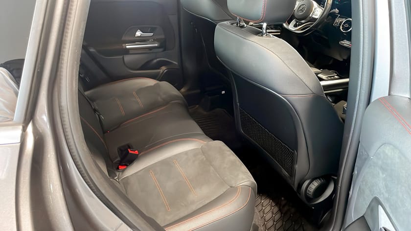 Bild 5 av Mercedes-Benz GLA 200 d AMG-Line