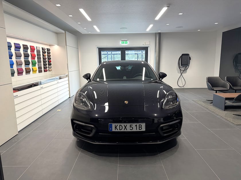 Bild 1 av Porsche Panamera 4 E-Hybrid 