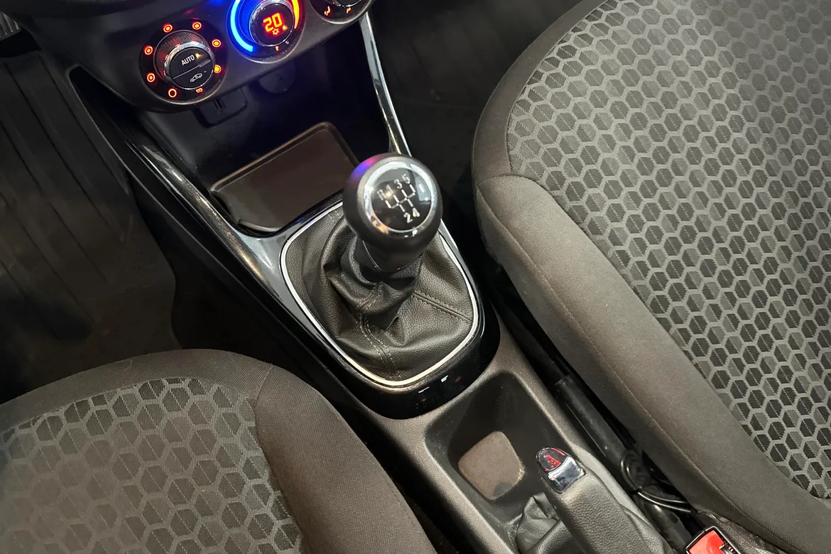 picture of a car
