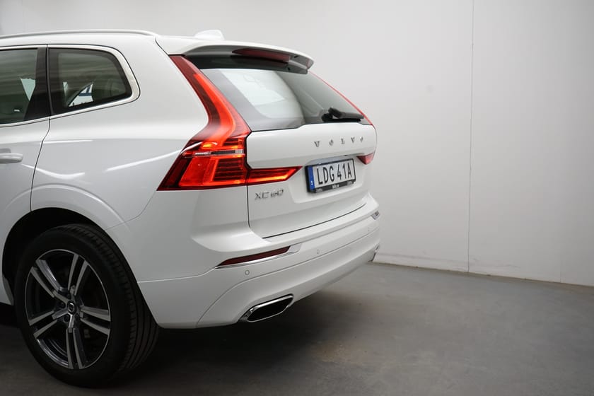 Bild 3 av Volvo XC60 T8 TE Inscription, Taklucka, Baklucka elmanövrerad, Dragkrok