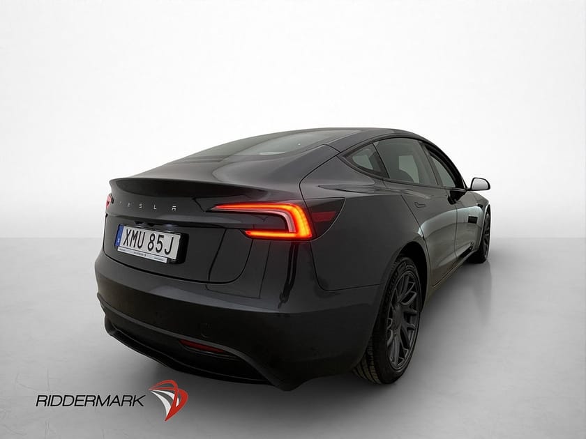 Bild 5 av Tesla Model 3 Standard Range Autopilot Svensksåld