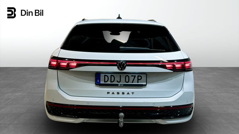 Bild 5 av Volkswagen Passat Sportscombi R-Line Black TDI193 DSG 4M Drag