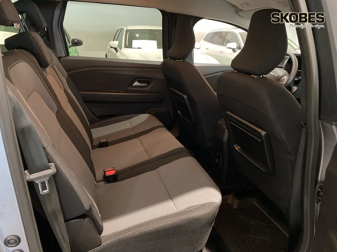 Dacia Jogger 7-sätes HYBRID 140