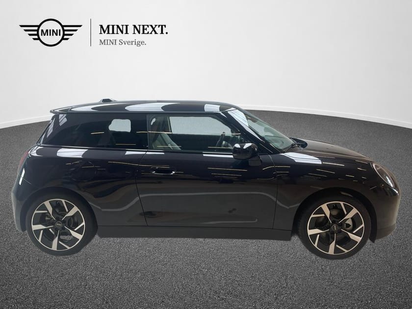 Bild 3 av MINI Cooper SE Classic Trim, Paket M