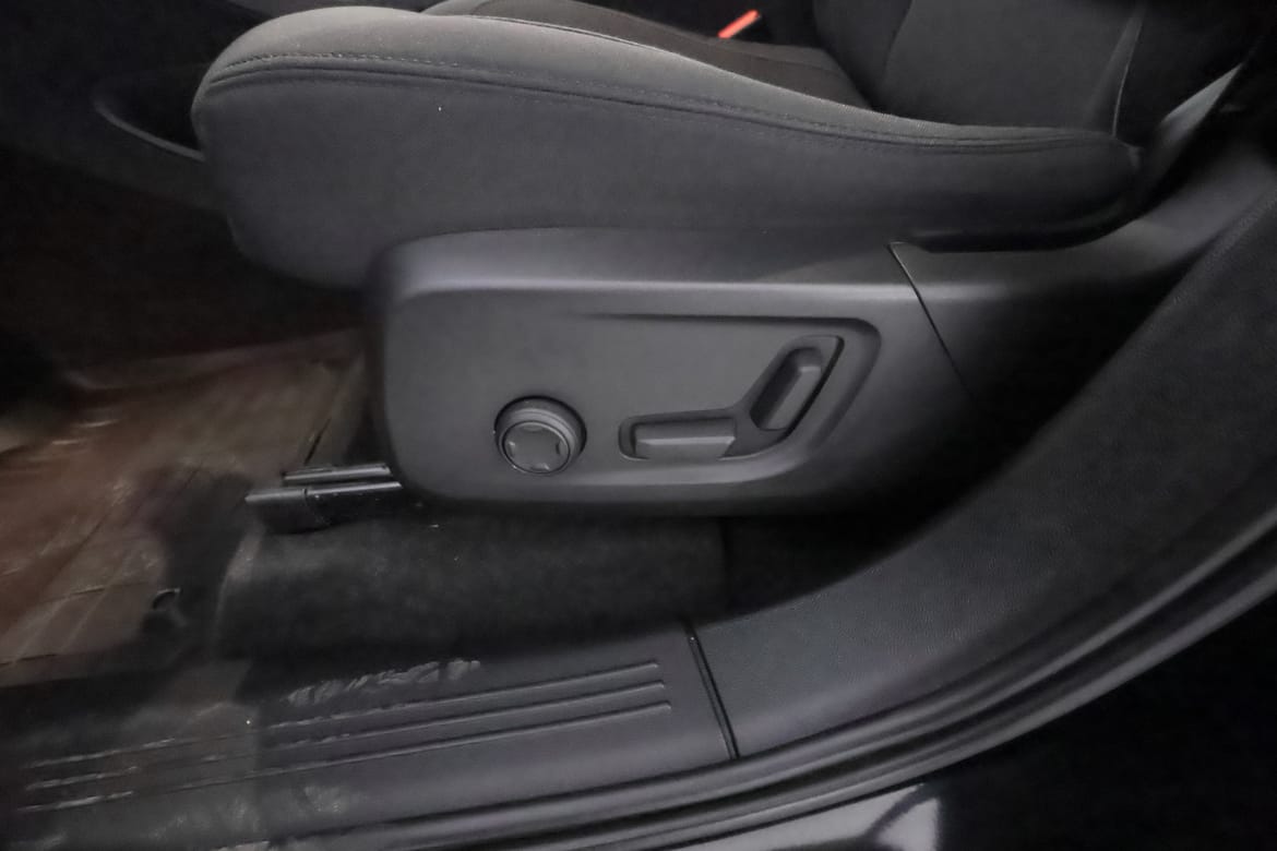 Volvo XC40 2023 - miniatyr 17