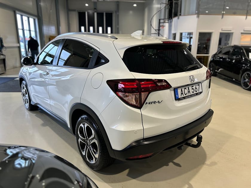 Bild 4 av Honda HR-V 1.6 i-DTEC EXECUTIVE/Drag/Panorama/Vinterhjul/En Ägare/