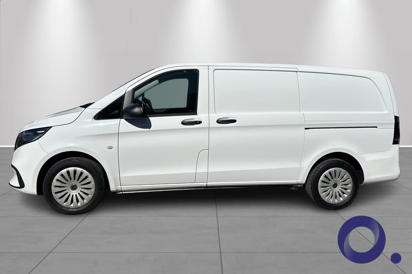 Bilde 2 av Mercedes-Benz Vito 116 CDI 4x4 3.0t 4x4,HENGERFESTE