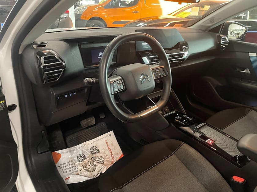 Bild 3 av Citroën ë-C4 e-C4 136 hk ELBIL
