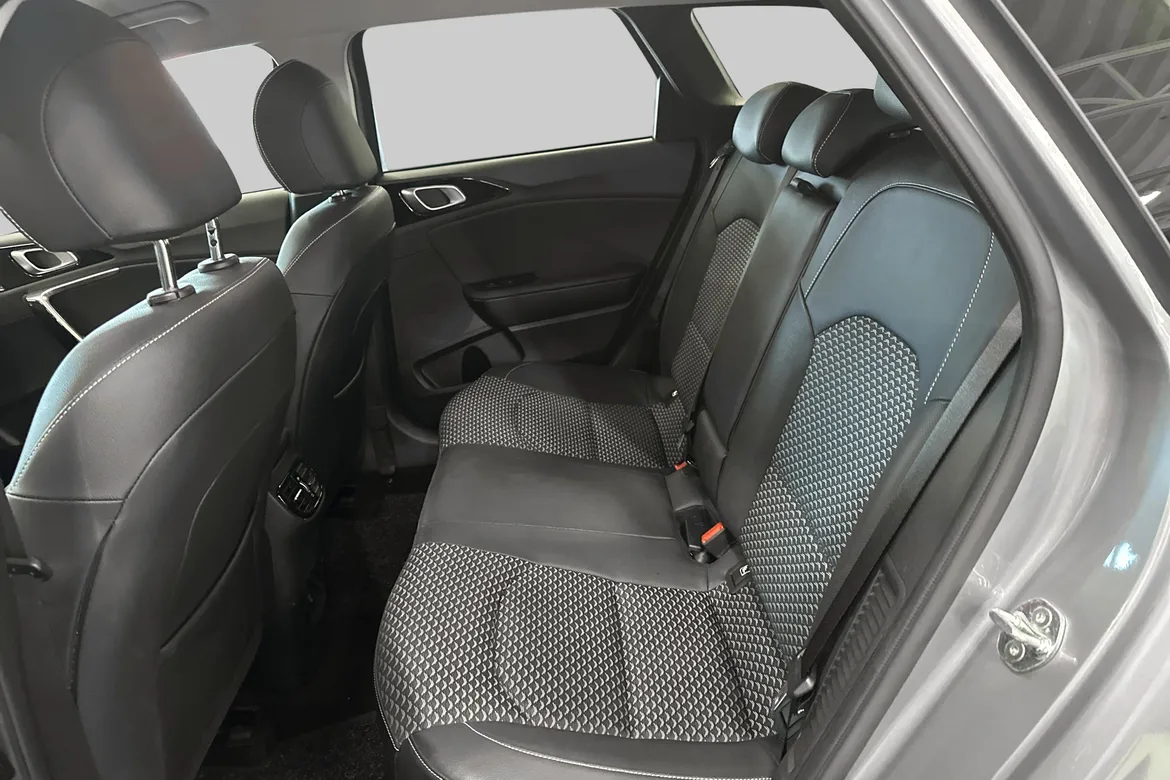picture of a car