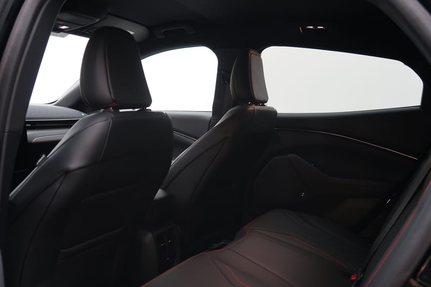 Bild 5 av Ford Mustang Mach-E Standard Range AWD Std Ra 269 70 kWh II