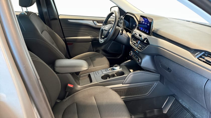 Bild 3 av Ford Kuga Plug-In Hybrid Titanium Phev 225hk | Privatlease fr.4395:-/mån