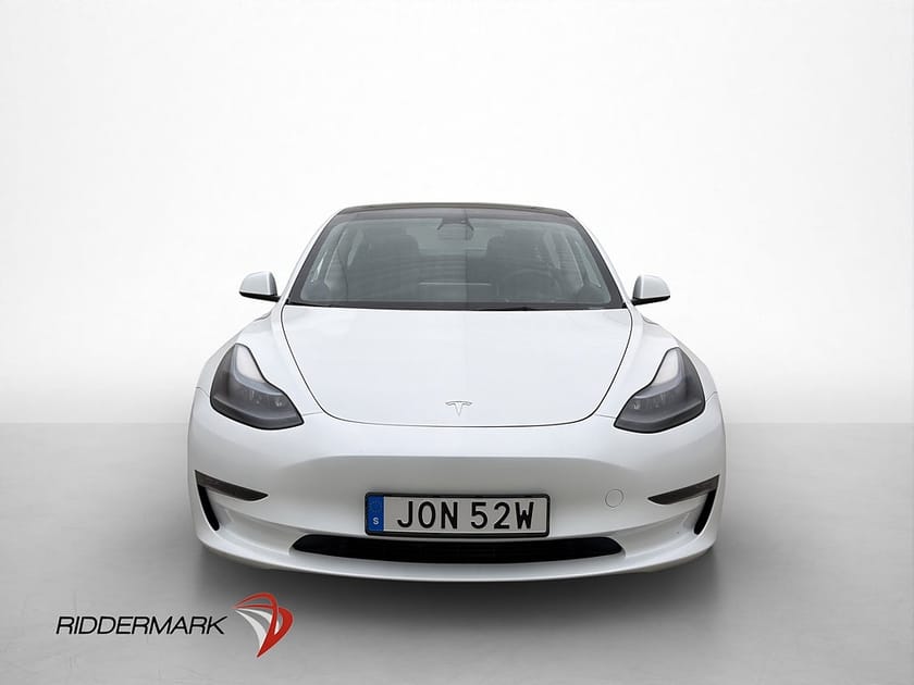 Bild 2 av Tesla Model 3 Long Range AWD Svensksåld Autopilot MOMS Drag