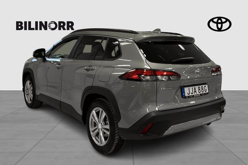 Bild 5 av Toyota Corolla Cross Hybrid AWD-i EXECUTIVE SKINN/Kamera/Vinterdäck
