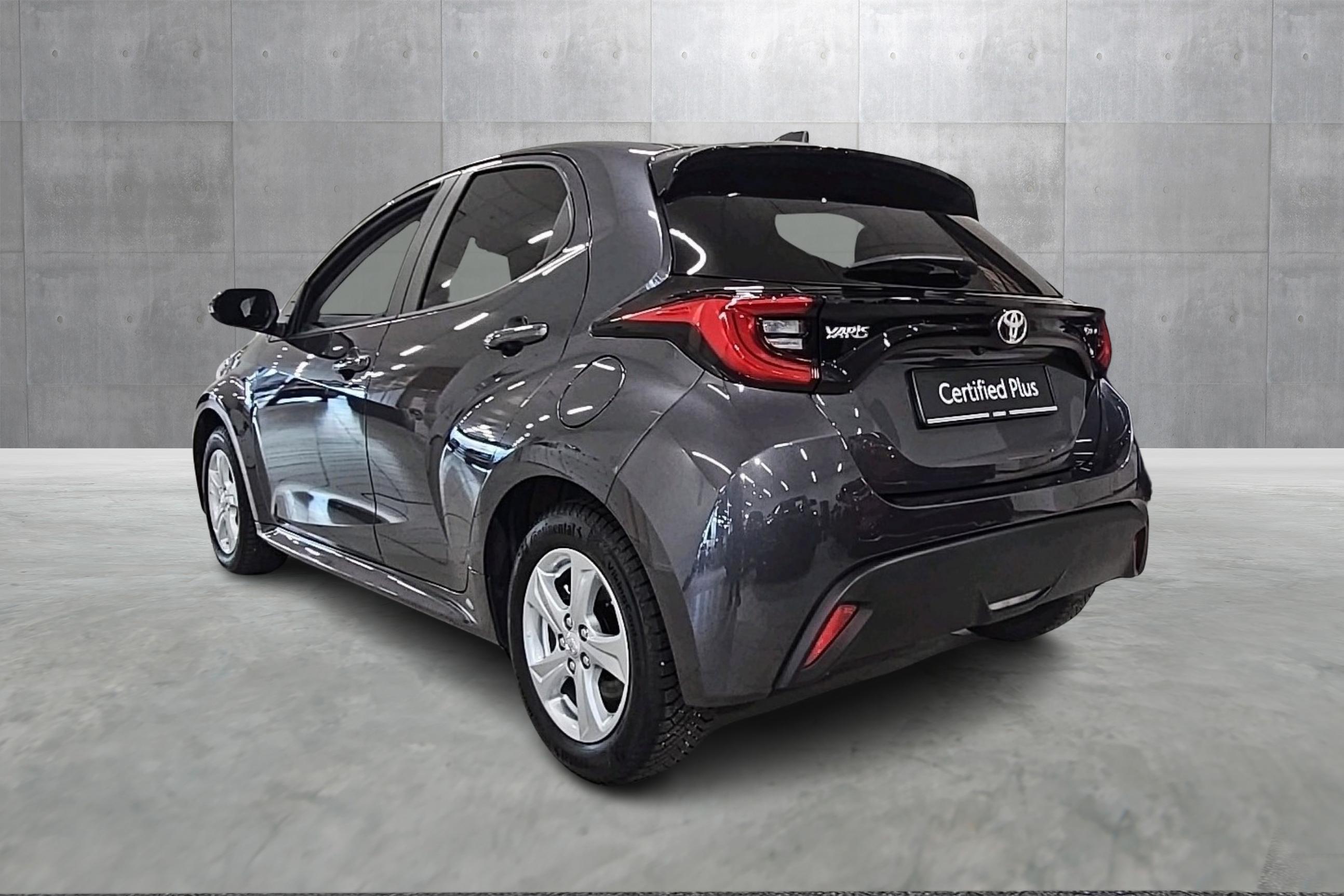 Thumnail bilde 2 av Toyota Yaris Hybrid 115